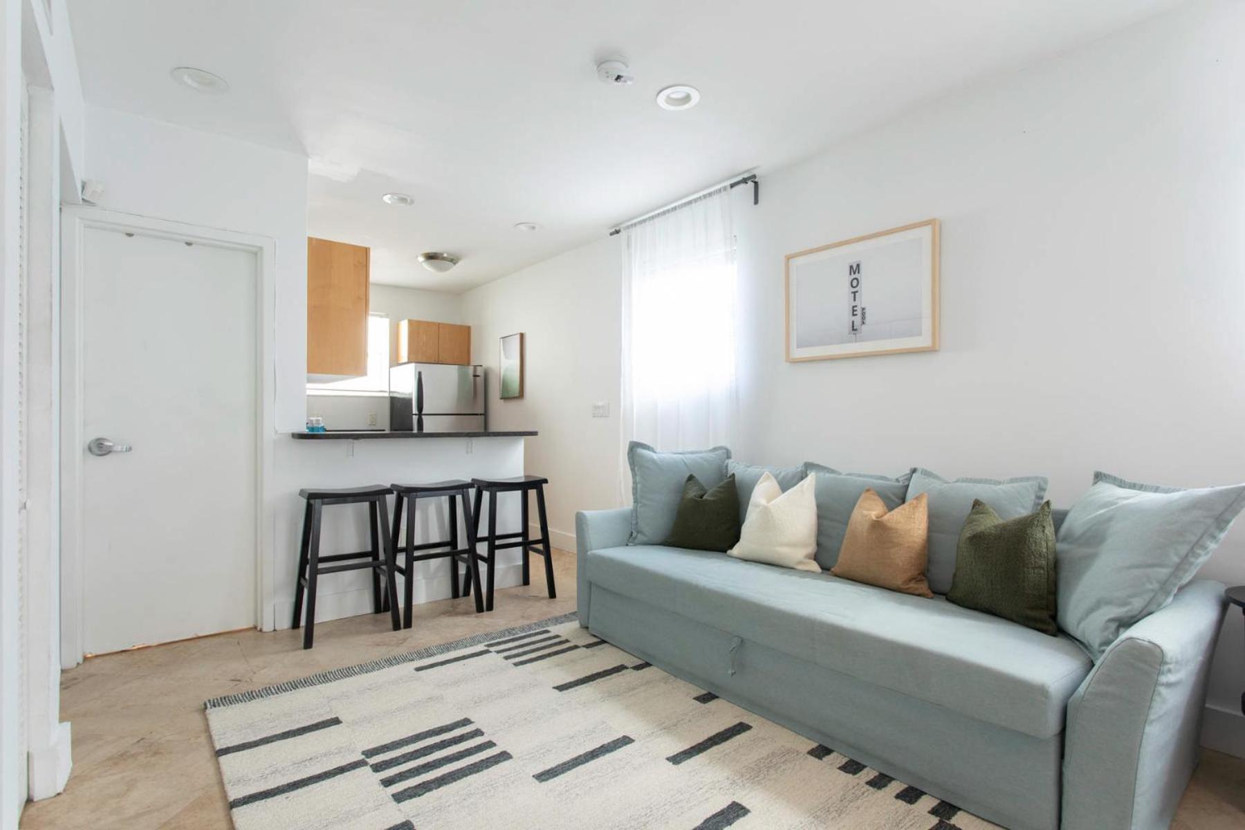 Spacious In The Heart Of South *